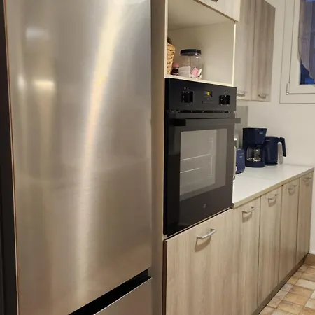 Bel En Centre-ville De Lisieux, 2 Chambres, Wifi