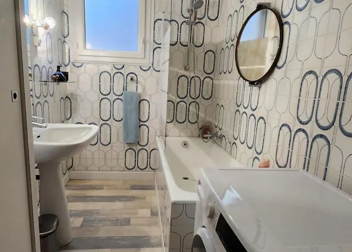 Bel En Centre-ville De Lisieux, 2 Chambres, Wifi *