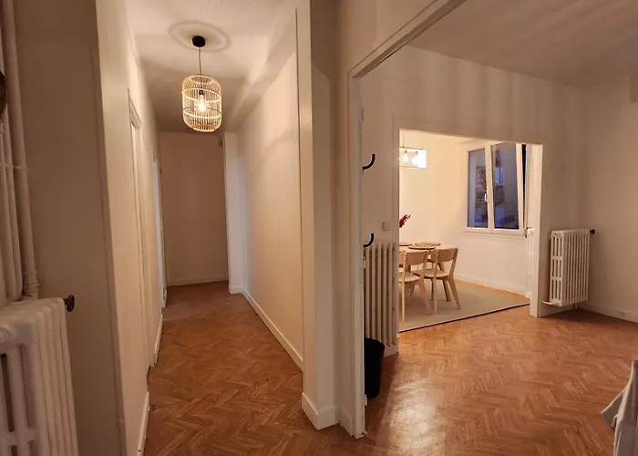 Bel En Centre-ville De Lisieux, 2 Chambres, Wifi *