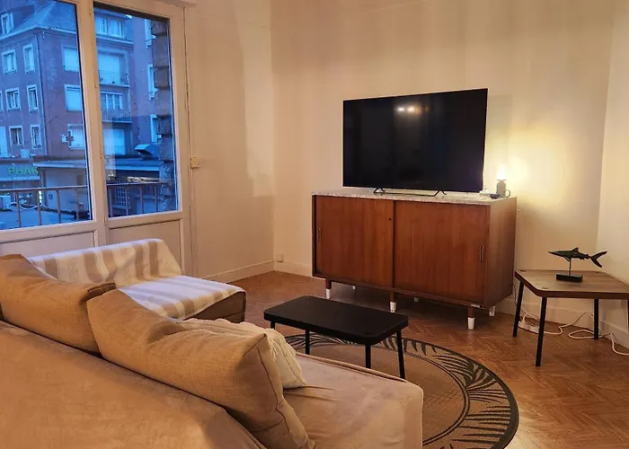 Bel En Centre-ville De Lisieux, 2 Chambres, Wifi شقة